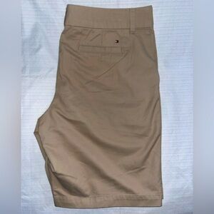 Ladies Tommy Hilfiger khaki shorts, size 10